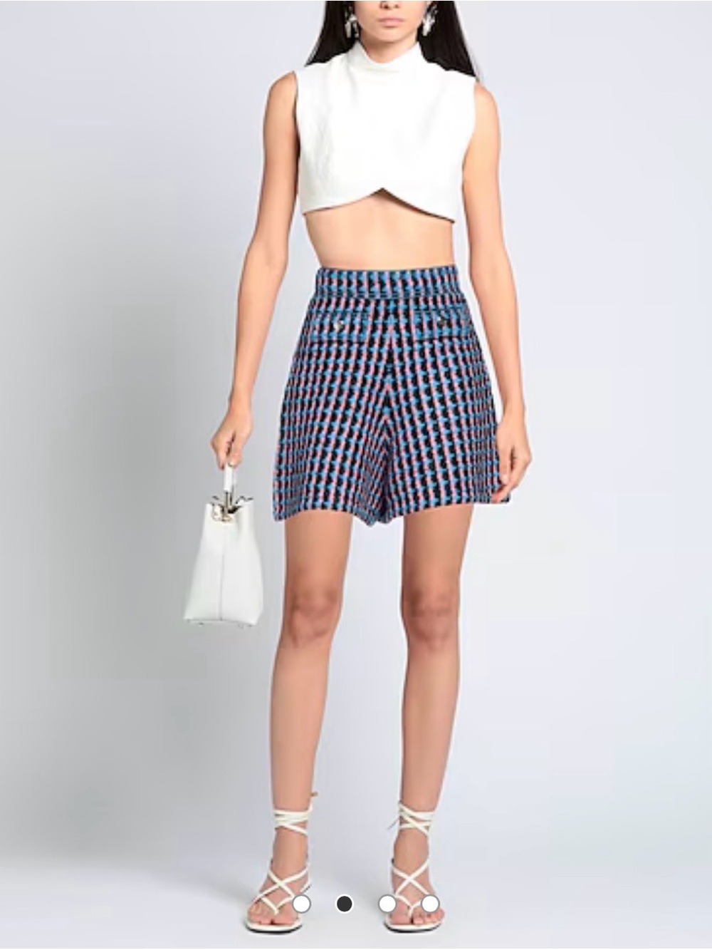 SANDRO
Button-Detailed Bouclé-Tweed
Shorts
£219.00 - Picture 3 of 7